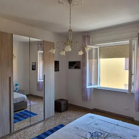 Casa Ilanfra - Appartamenti Gabbiano, Farfalla E Stella Marina Piombino Exterior photo